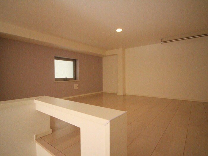 物件内観写真9　(ロフト)