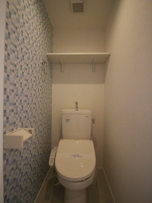 物件内観写真14　(トイレ)