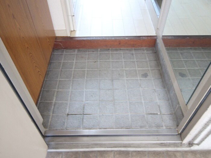 物件内観写真17　(玄関)