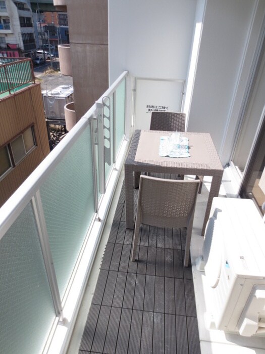 物件内観写真16　(ベランダ・バルコニー)