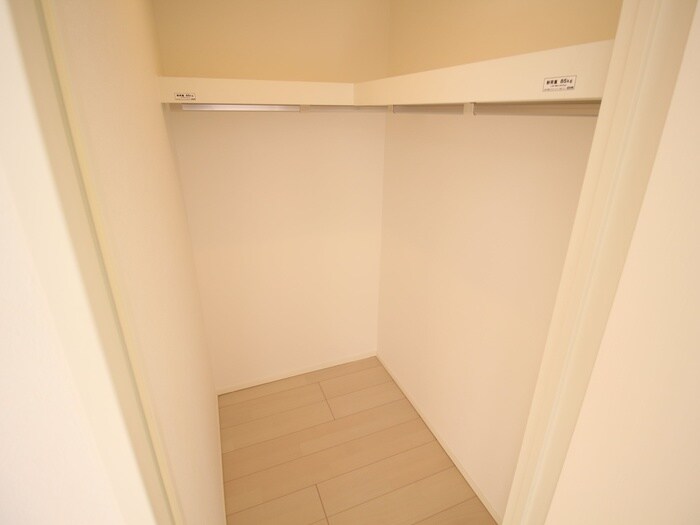 物件内観写真18　(収納)