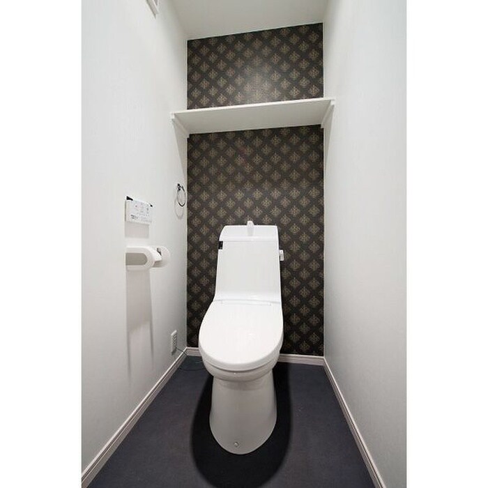 物件内観写真9　(トイレ)