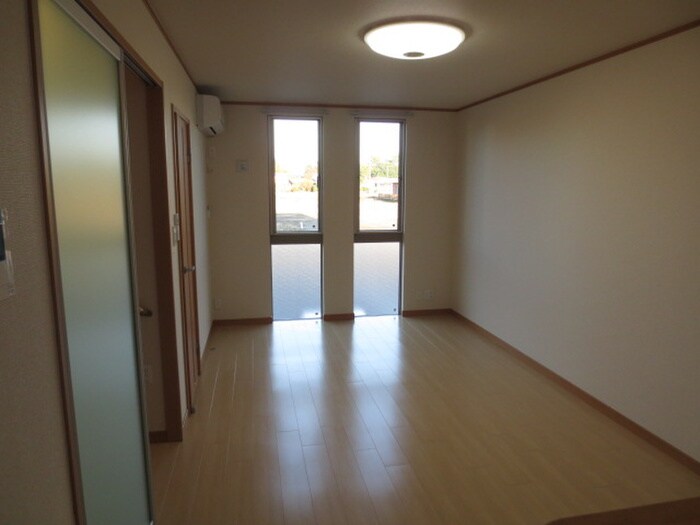 物件内観写真7　(内観写真)