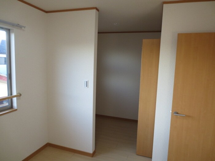 物件内観写真13　(収納)