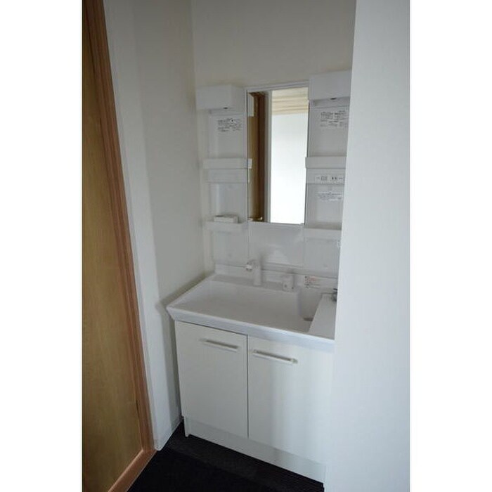 物件内観写真7　(洗面)