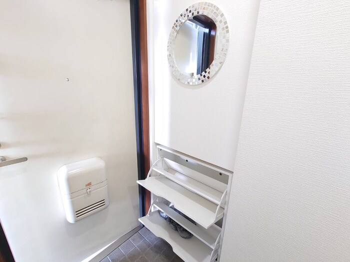 物件内観写真13　(靴箱)