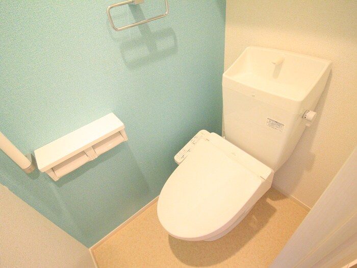 物件内観写真11　(トイレ)