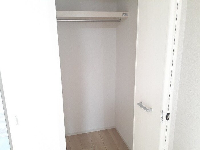物件内観写真13　(収納)