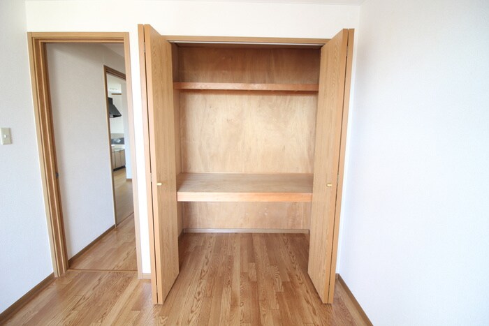 物件内観写真13　(収納)