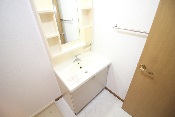 物件内観写真14　(洗面)