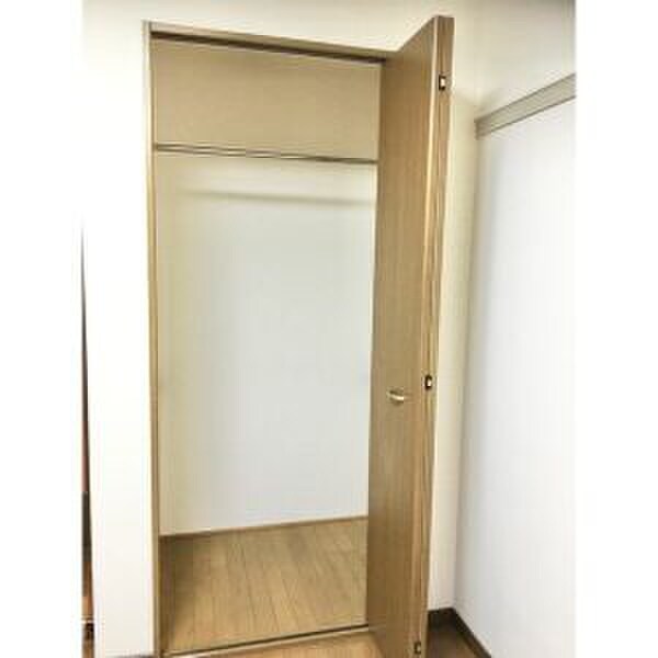 物件内観写真9　(収納)