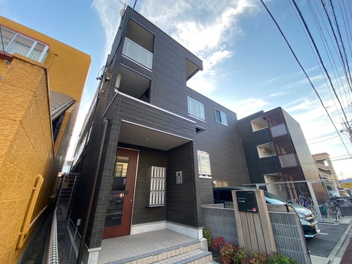 物件外観写真1　(外観写真)