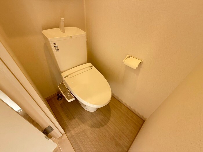 物件内観写真12　(トイレ)