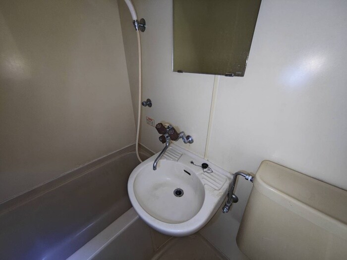 物件内観写真15　(洗面)