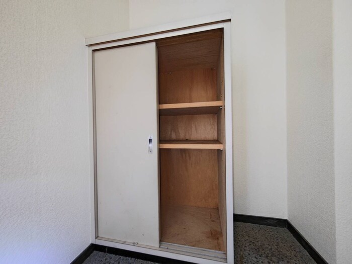 物件内観写真18　(靴箱)