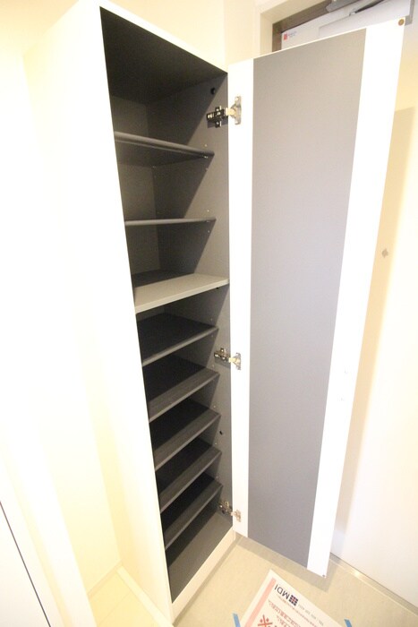 物件内観写真15　(靴箱)