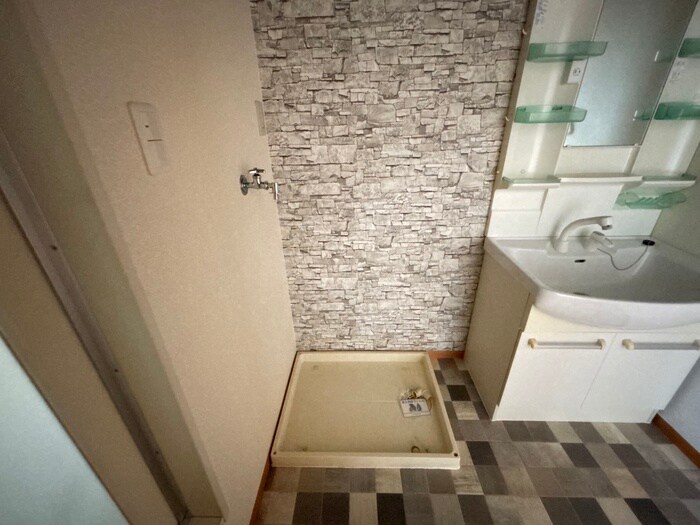 物件内観写真20　(洗濯機置場)