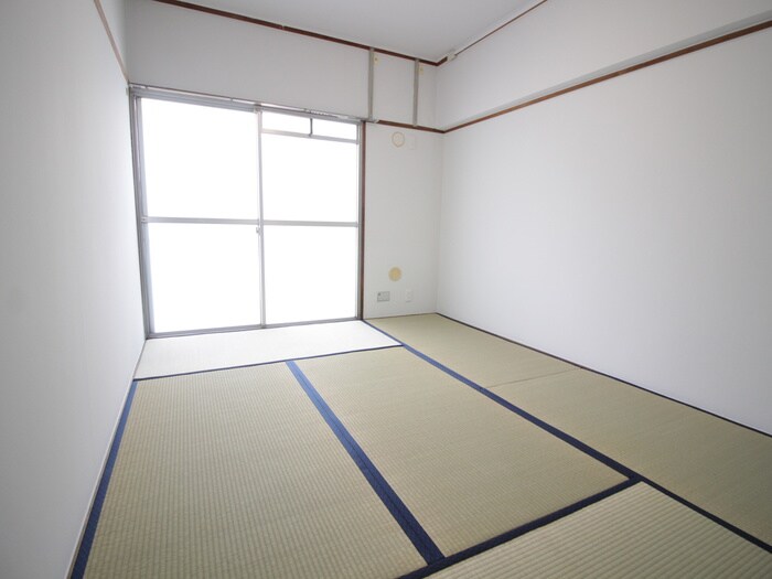 物件内観写真9　(居室)