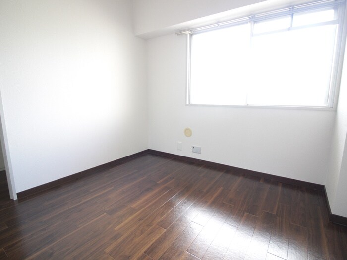 物件内観写真19　(居室)
