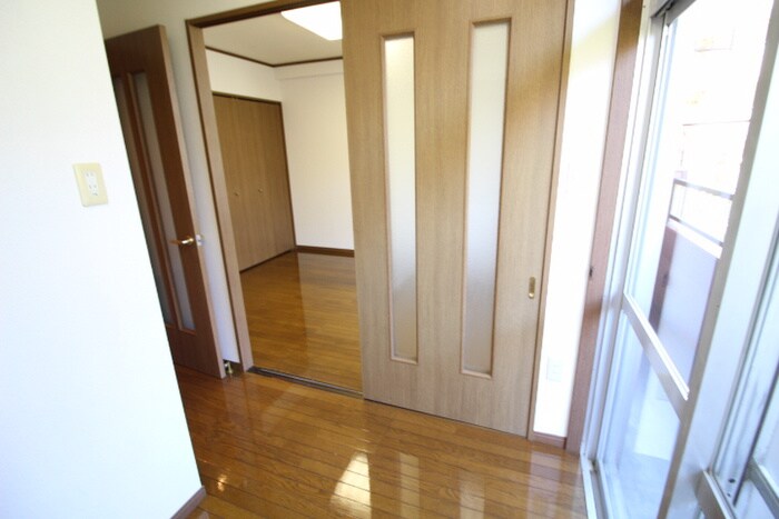 物件内観写真17　(廊下)