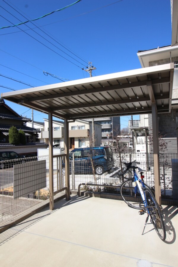駐輪場