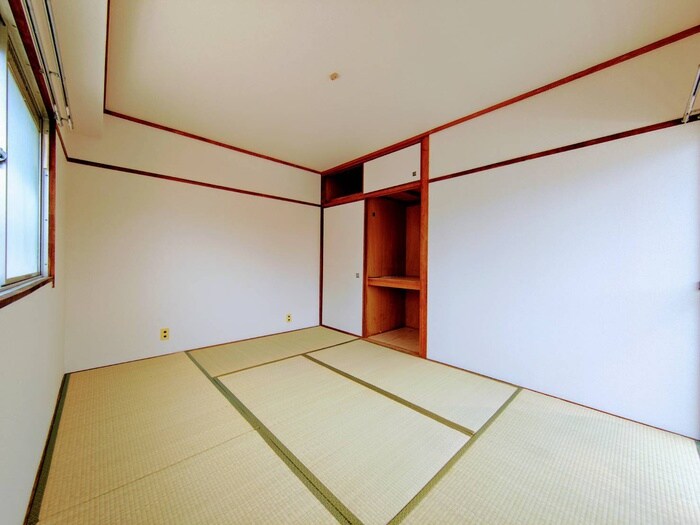 物件内観写真12　(居室)