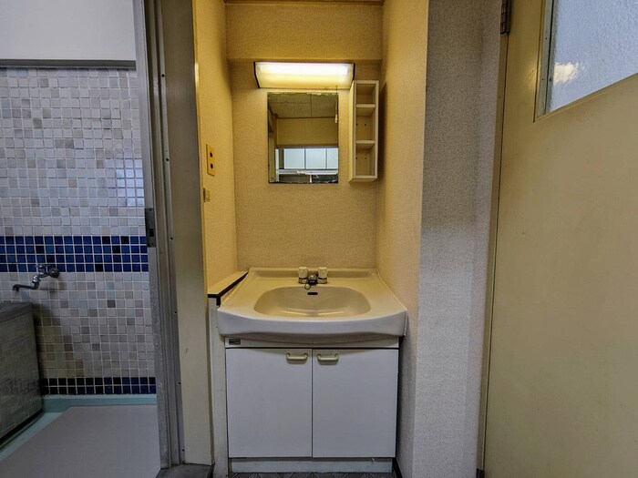 物件内観写真16　(洗面)