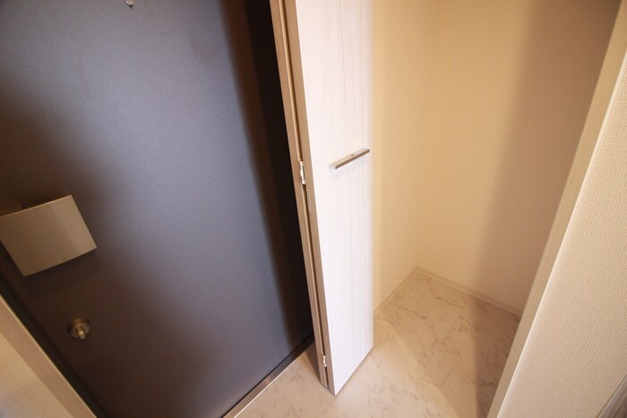物件内観写真15　(廊下)