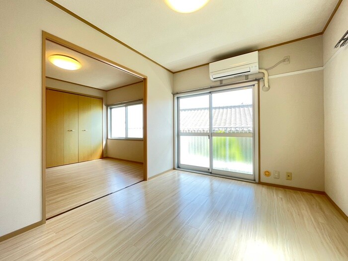 物件内観写真7　(居室)