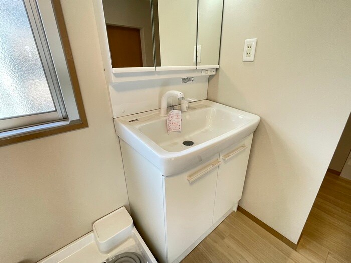 物件内観写真19　(洗面)