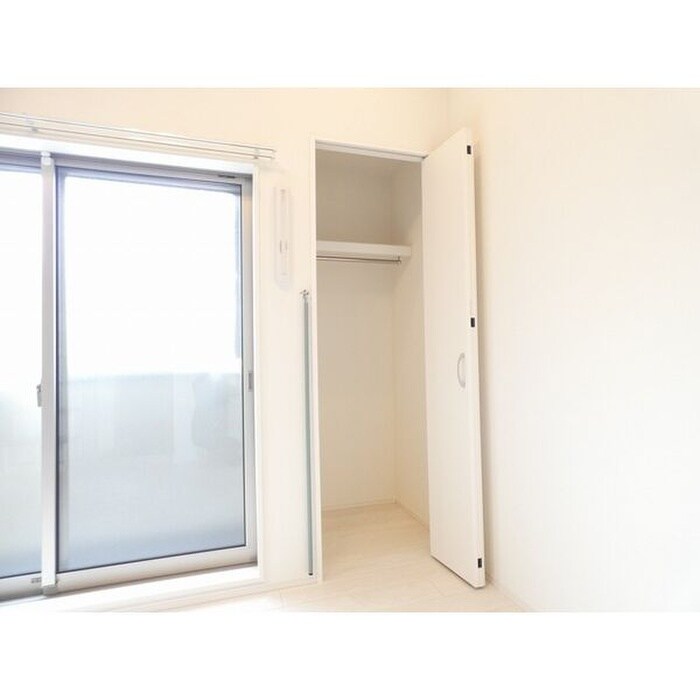 物件内観写真10　(収納)