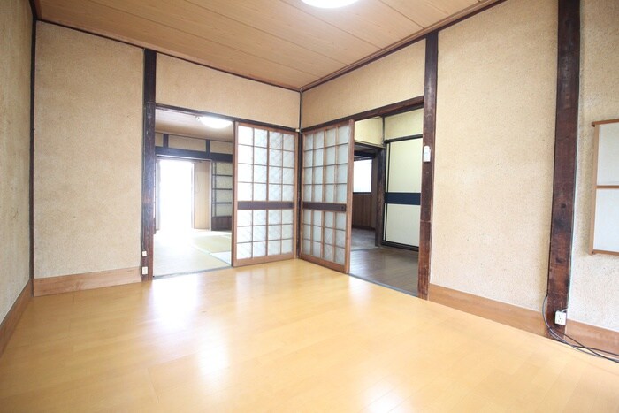 物件内観写真9　(居室)