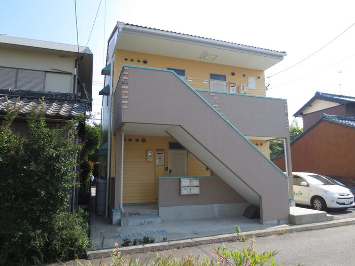 物件外観写真3　(外観写真)