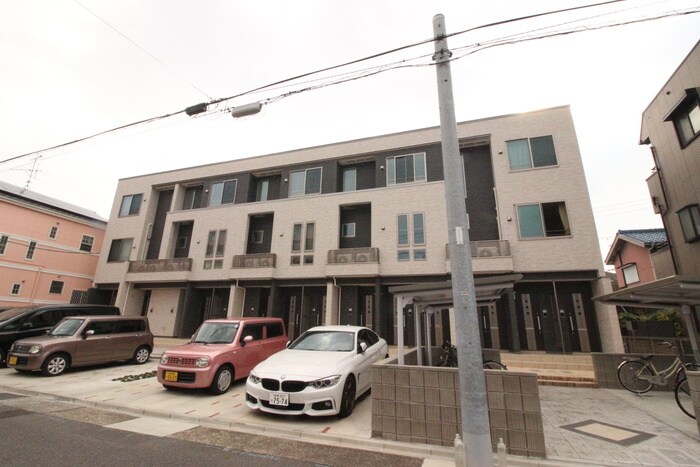 物件外観写真1　(外観写真)