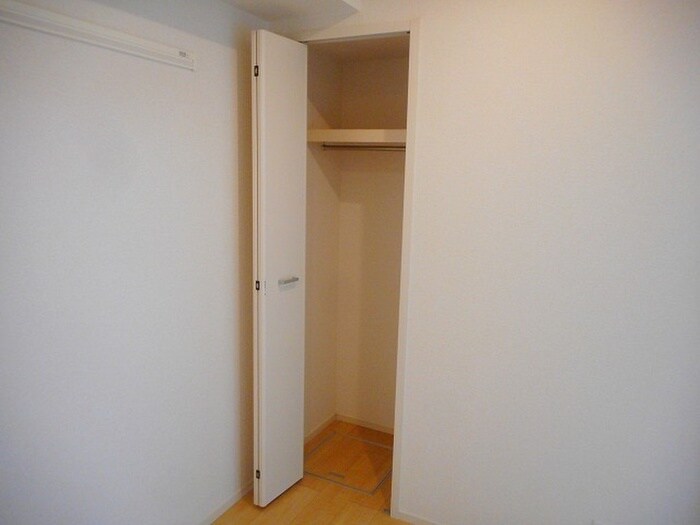 物件内観写真13　(収納)