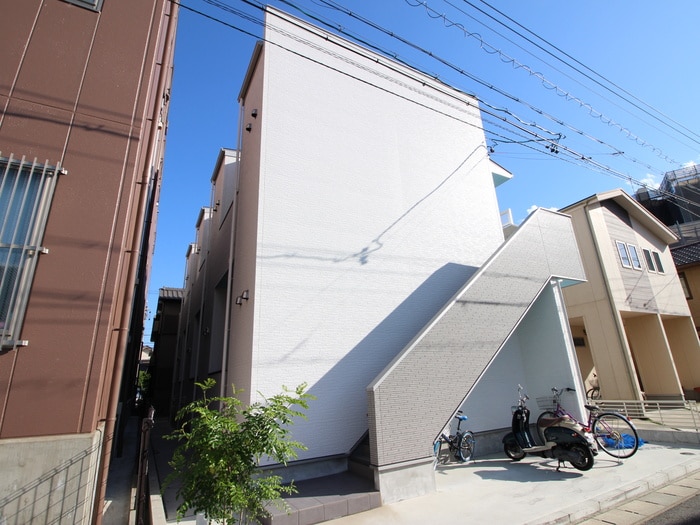 物件外観写真4　(外観写真)