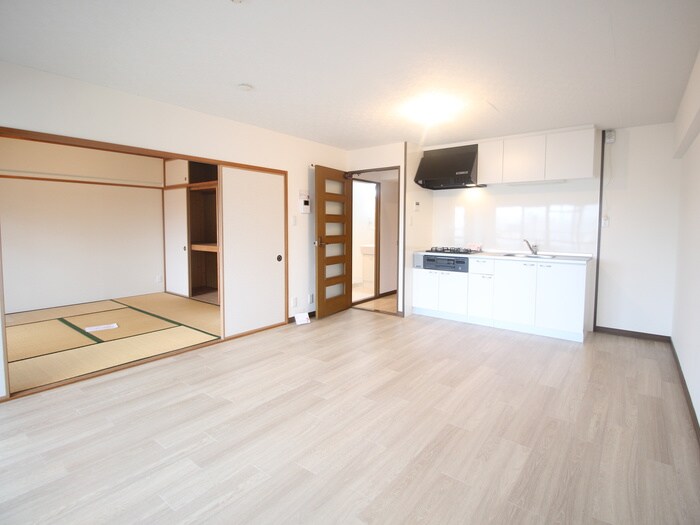 物件内観写真7　(居室)