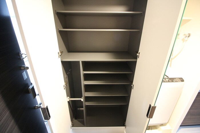 物件内観写真18　(靴箱)