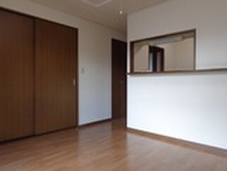 物件内観写真10　(居室)