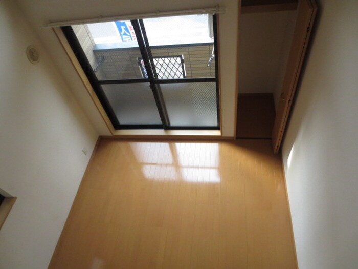 物件内観写真10　(居室)