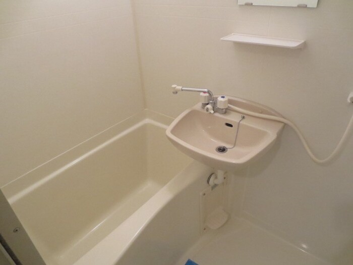 物件内観写真11　(バス／シャワールーム等)