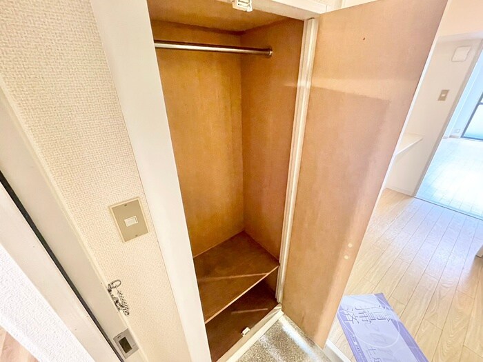 物件内観写真14　(靴箱)