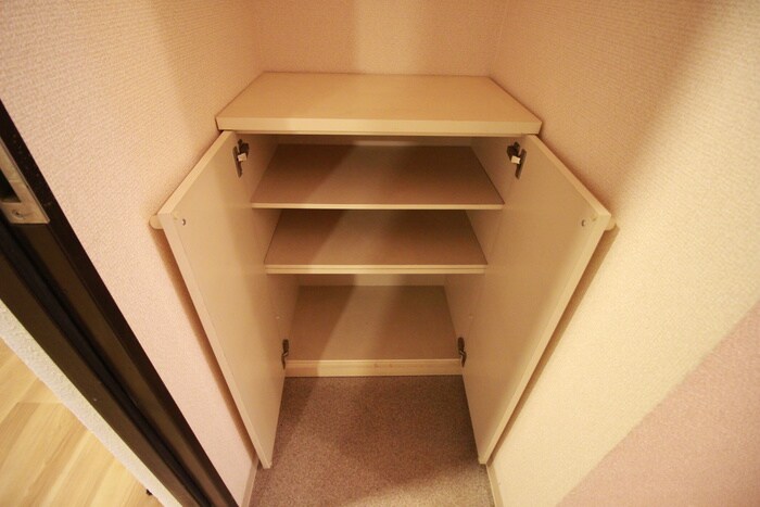 物件内観写真16　(靴箱)