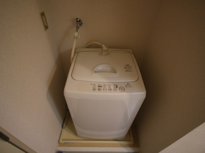 物件内観写真20　(洗濯機置場)