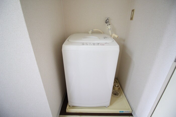 物件内観写真21　(洗濯機置場)