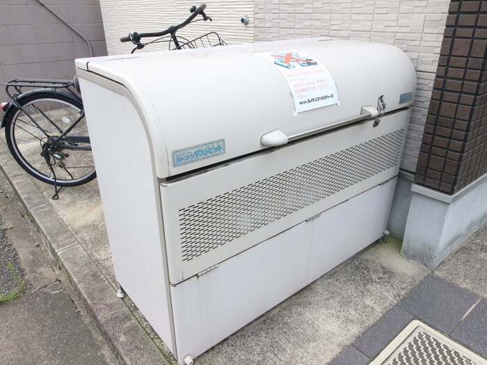 物件外観写真4　(建物設備)