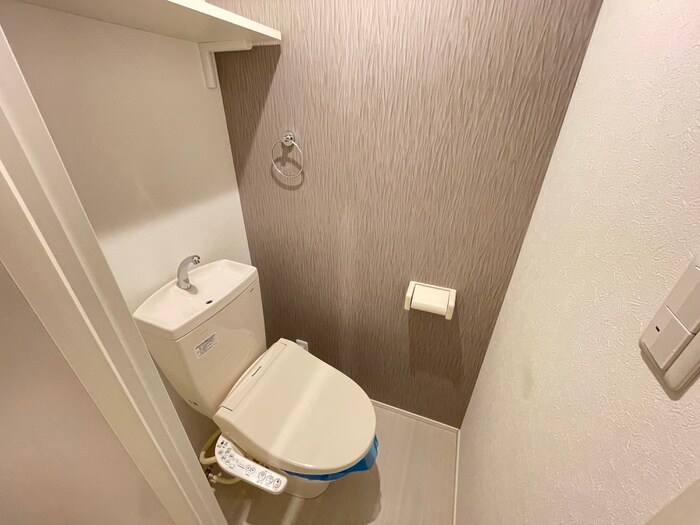 物件内観写真13　(トイレ)