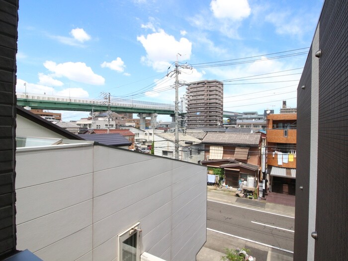 物件内観写真17　(室内からの展望)