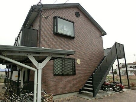 アンプル－ルリ－ブルリベルテ外観写真