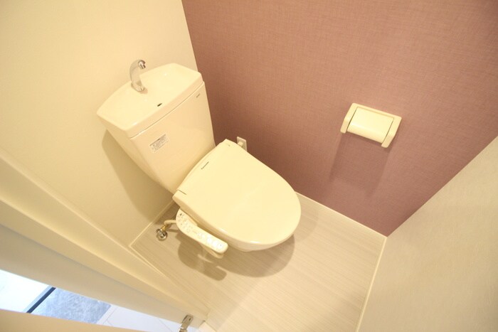 物件内観写真8　(トイレ)